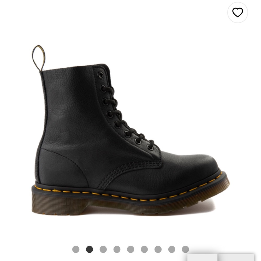 Womens Dr. Martens 1460 Pascal 8-Eye Boot - Black